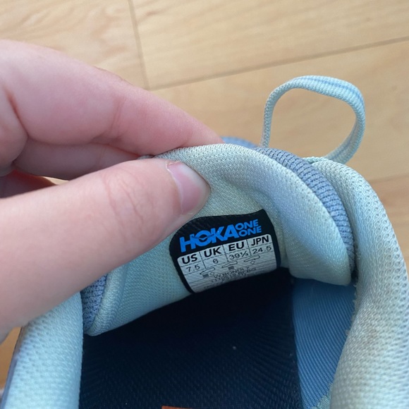 COPY - Hoka Bondi 7’s blue fog - Picture 4 of 5